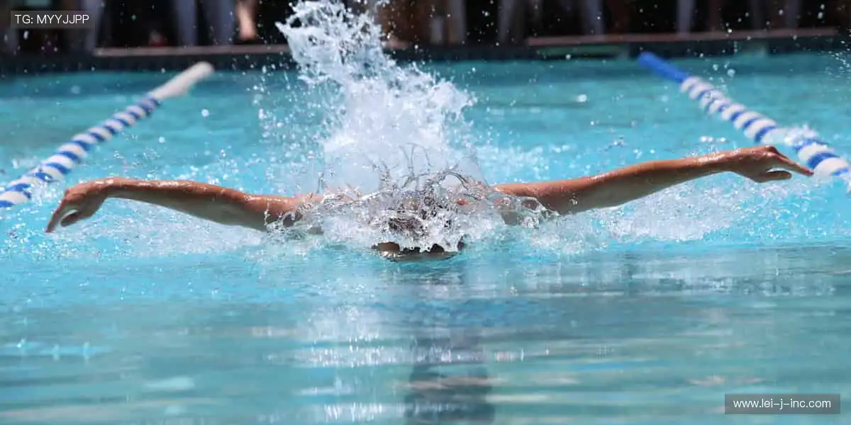 🏆 冠军同款,把荣耀穿在身上!