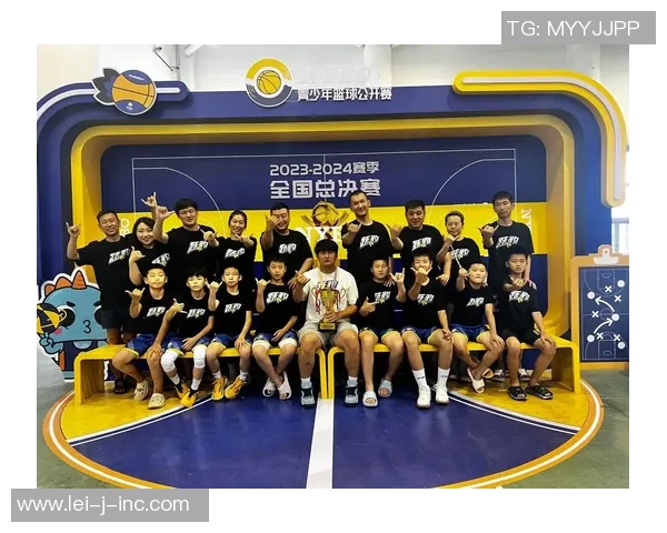 深圳篮球队在篮球配合排行榜中荣获第4名展现团队实力与默契 深圳篮球队在篮球配合排行榜中荣获第4名展现团队实力与默契